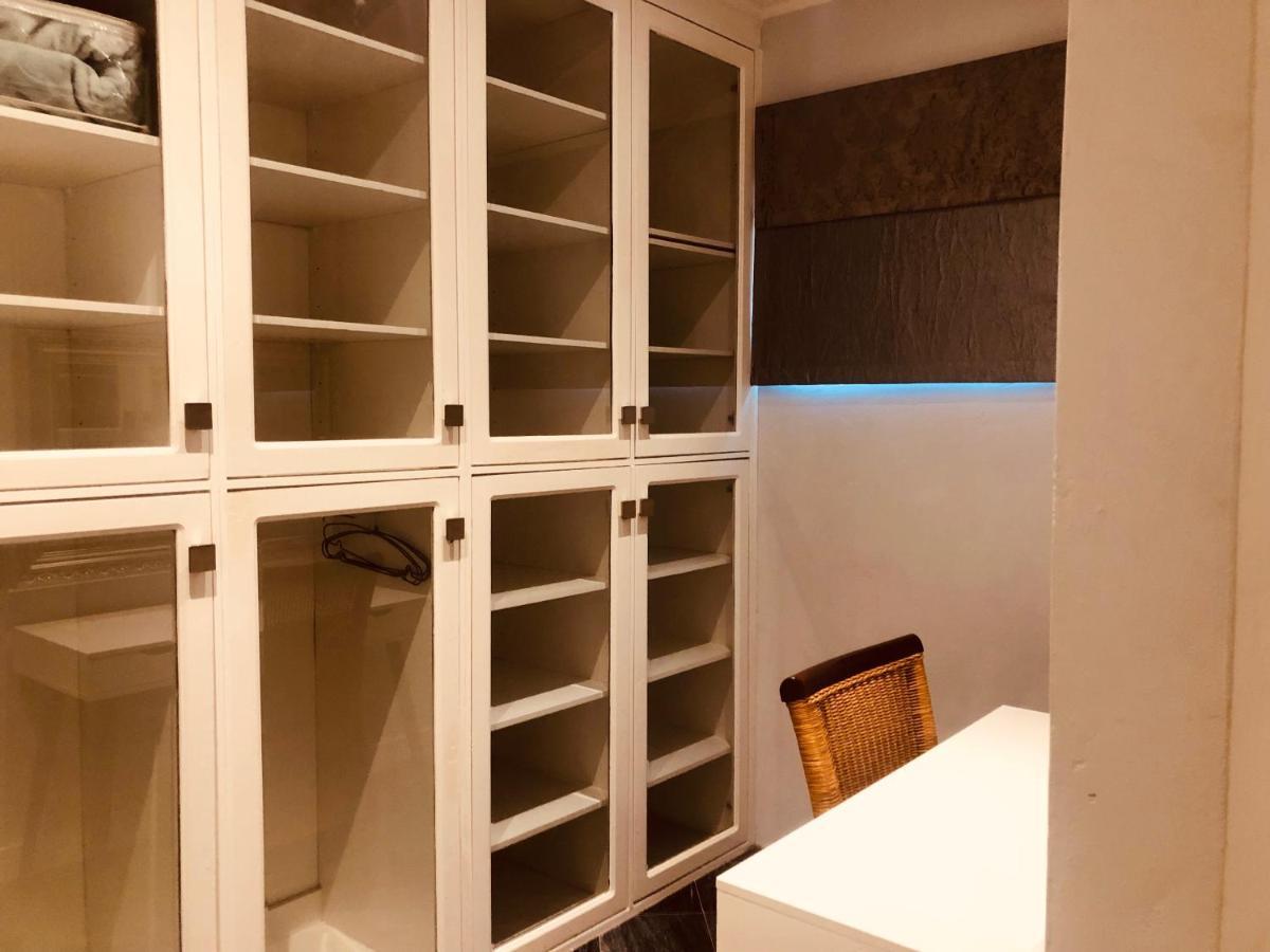 27A On Angus Hotel โจฮันเนสเบิร์ก ภายนอก รูปภาพ
