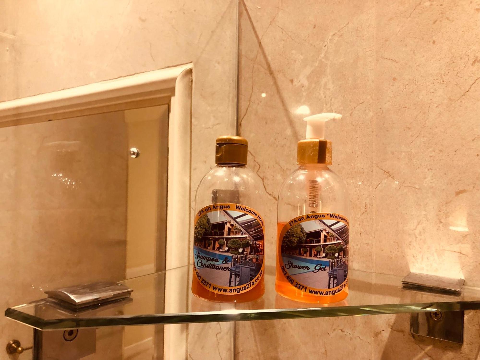 27A On Angus Hotel โจฮันเนสเบิร์ก ภายนอก รูปภาพ